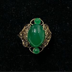 Vintage Austrian Green Glass Cabochon Ring